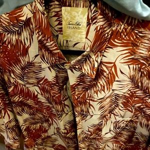 Tasso Elba floral print button down shirt.